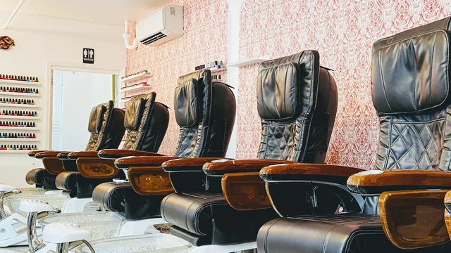 LaRouge Nails Studio