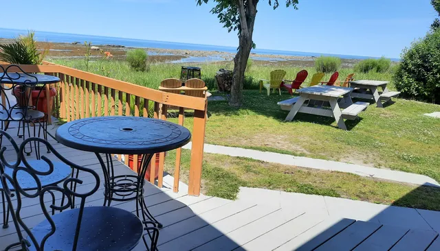 Saint Patrick Apartment Motel