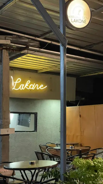 Warung Seni Lakone