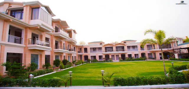 La Bellevue (Club & Resort)