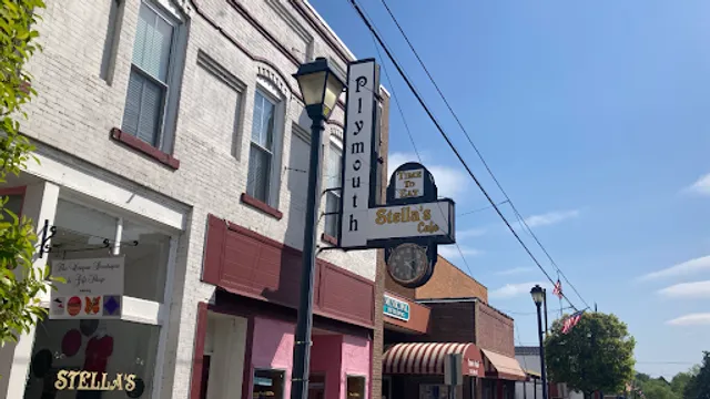 Stella's Cafe of Plymouth