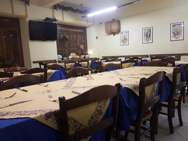 Pizzeria & Bar Cocktails Cacciatori