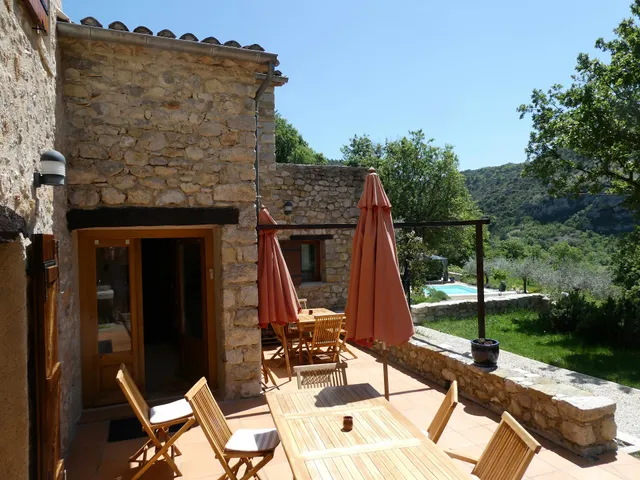 Font Nouvelle, maison de charme avec piscine, en Drôme provençale, 10p.