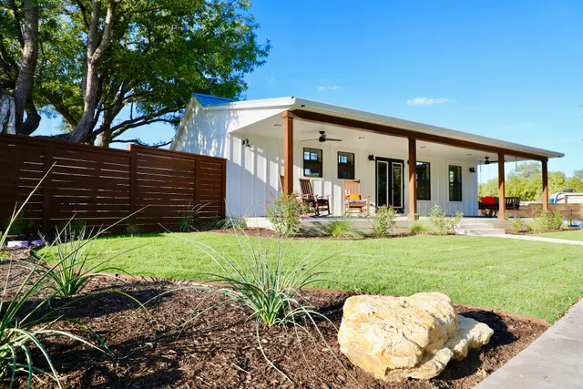 Rio Bonito RV Park and Cabin