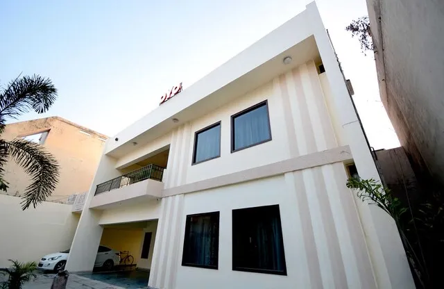 Hotel O DS Royal Guest House