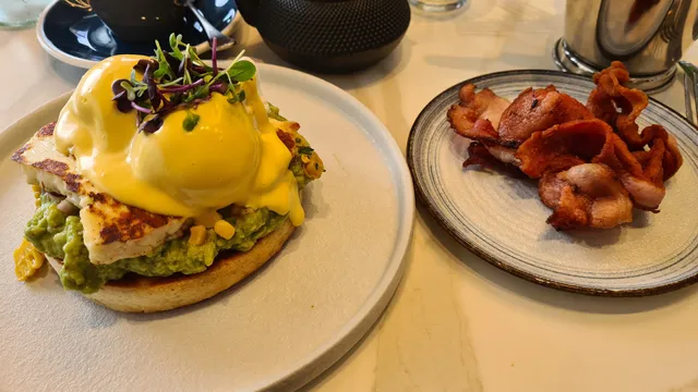 Leaf Cafe & Co Pagewood