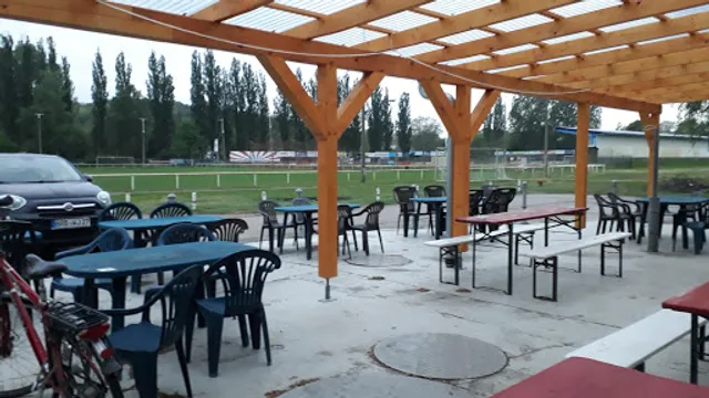 Gaststätte zum Elfmeter