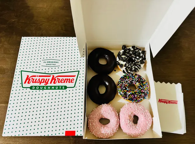 Krispy Kreme Doughnuts 南港環球門市