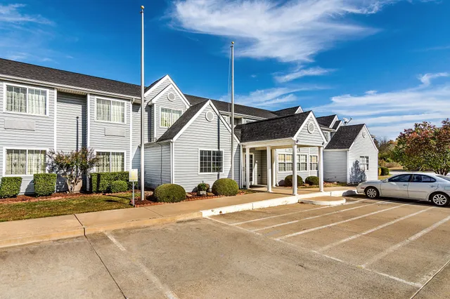 Motel 6 Mcalester, OK