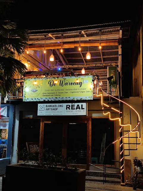 De Waroeng Labuan Bajo