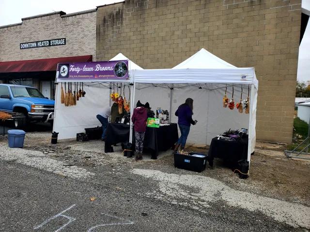 This - N - That By Karen and John