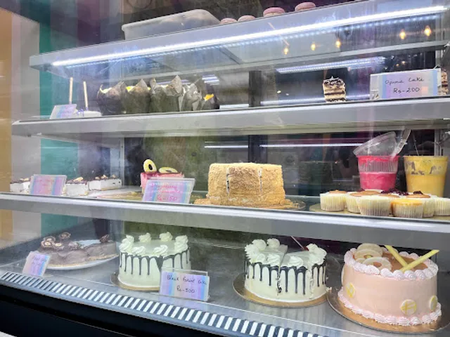 La Patisserie Madras | Best Customized Cake Shop in Kolathur, Chennai.