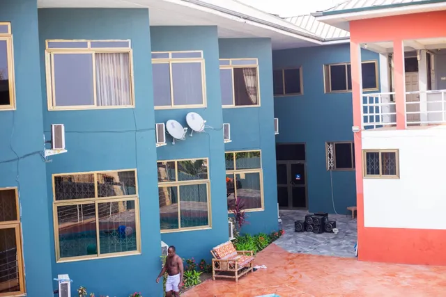 Fairmonte Hill Hotel