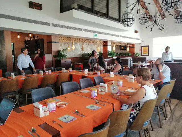 El Ganadero Steak House 27 de Febrero