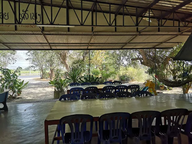 Roi Chang Hu Restaurant