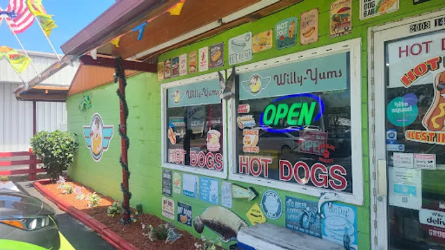 Willy-Yums Hotdogs & More