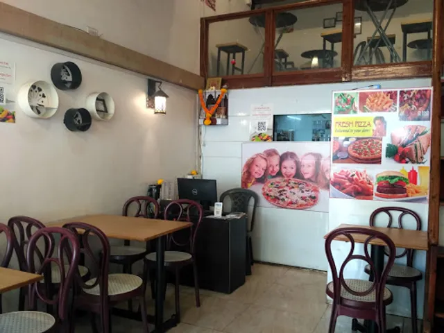 Coco And Basil, Italian Cafe