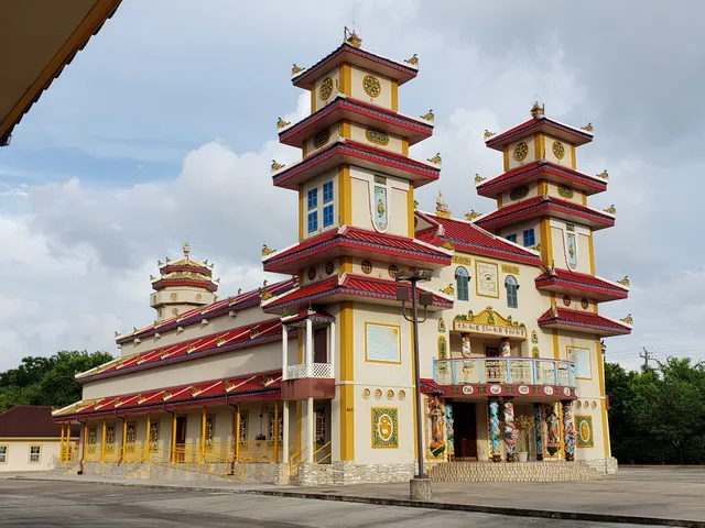 Houston Cao Dai temple