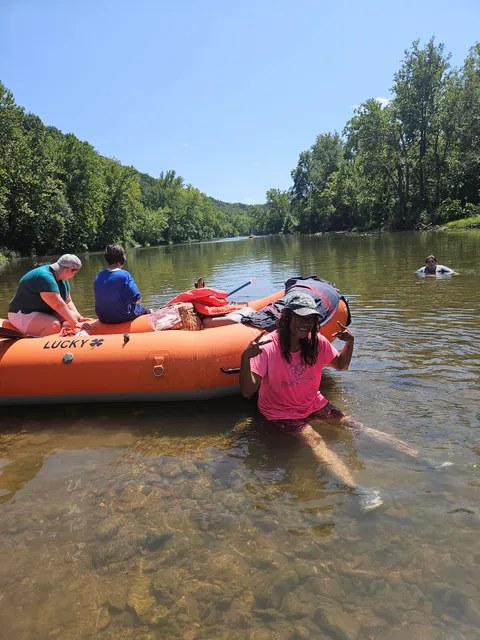 Lucky Clover Lakeside River Resort