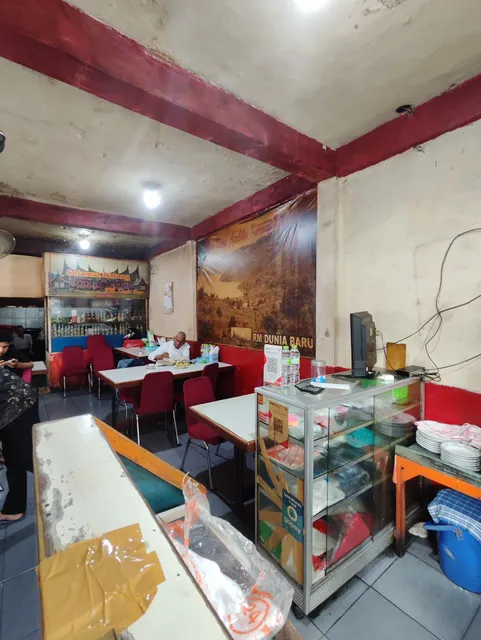 Rumah Makan Dunia Baru