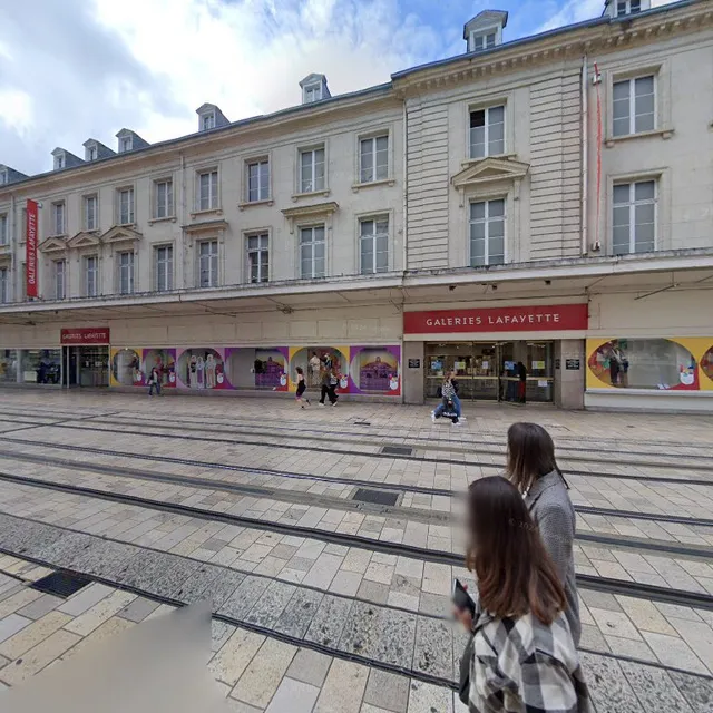 Sandro - Galerie Lafayette Tours