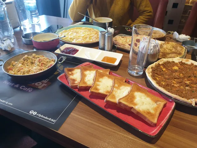 Splendor Cafe and Restaurant