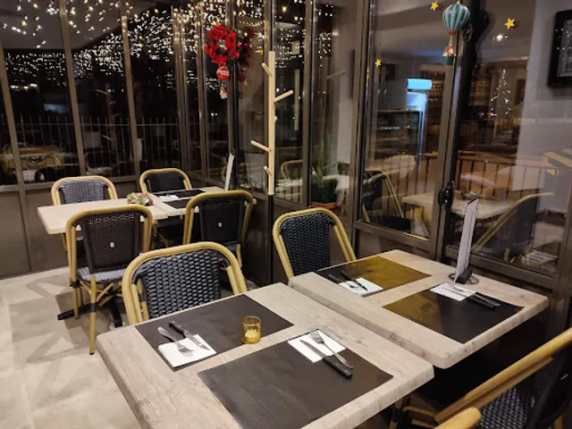 Pavillon Hugo Maison Étape