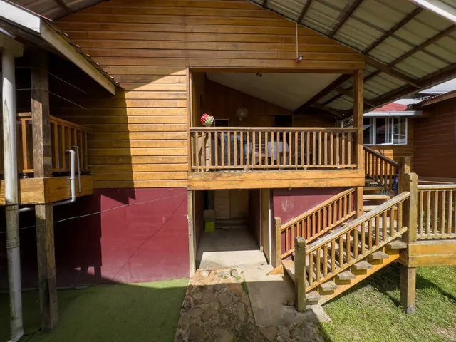 Bario Asal Long House