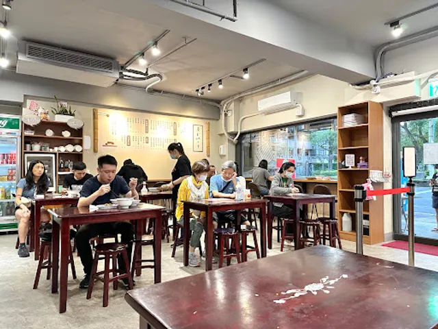 東引快刀手 東湖店 (必吃知名宵夜美食、平價麵館 滷味小吃、人氣銅板料理)