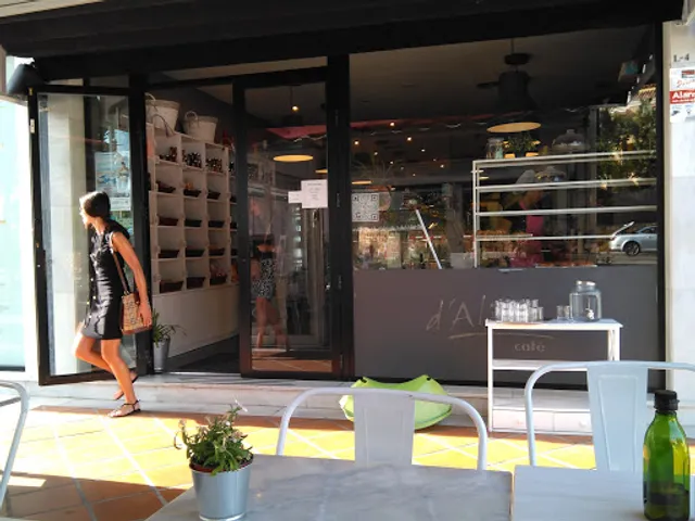 Alicia Café Guadalmina