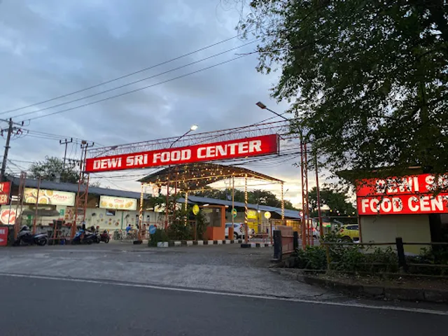 Dewi Sri Food Center