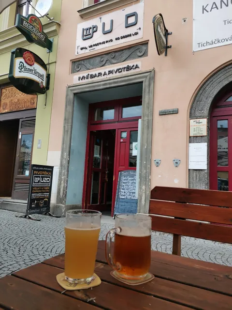 U2D, Pivnice U Dvou Dobráků