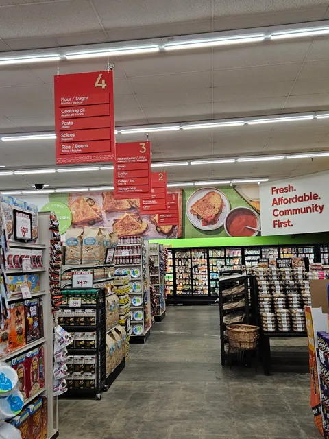 Alondra Shopping Center