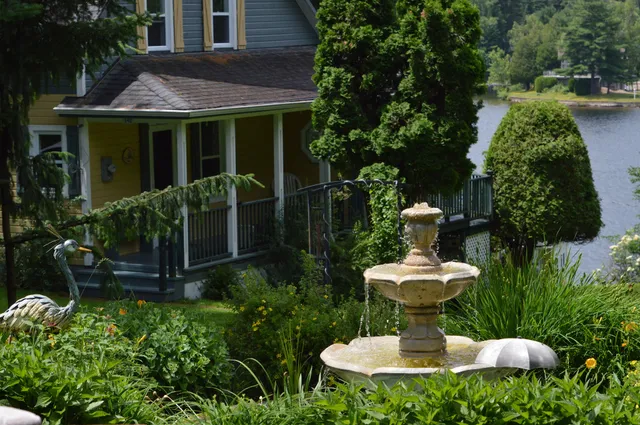 Chalets Aux Crocollines