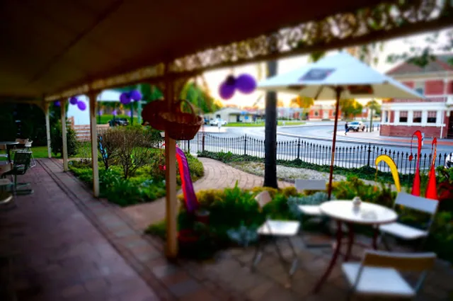 Tocumwal Antiques & Tea Rooms