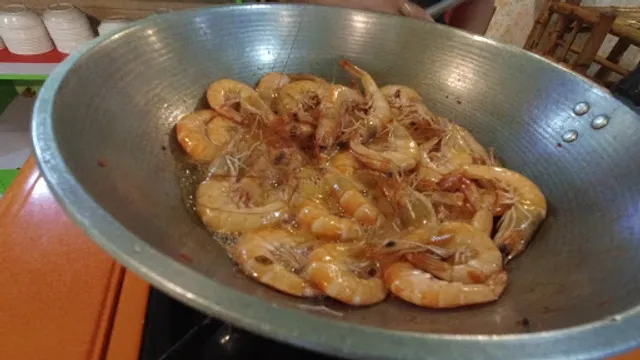 DRIVEWAY SEAFOOD HOUSE