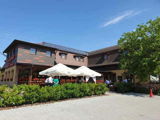 Kastélykert Panzió