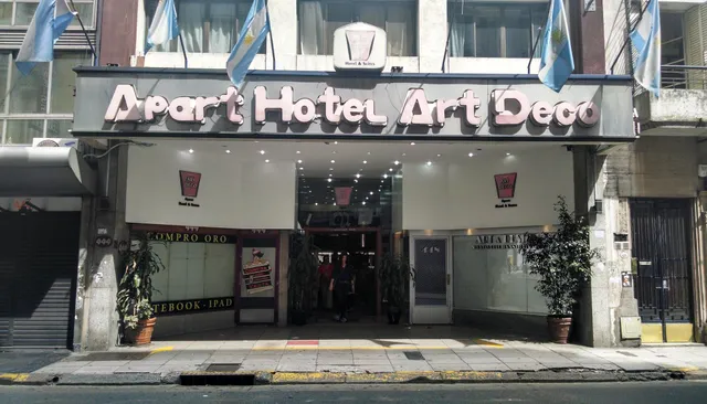 Art Deco Hotel & Suites