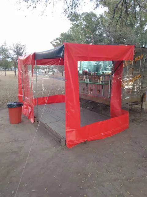 La Lata café al paso