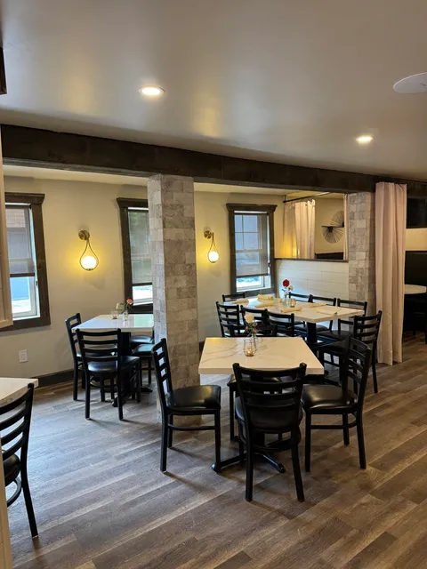 Amalfi’s Trattoria & Bar