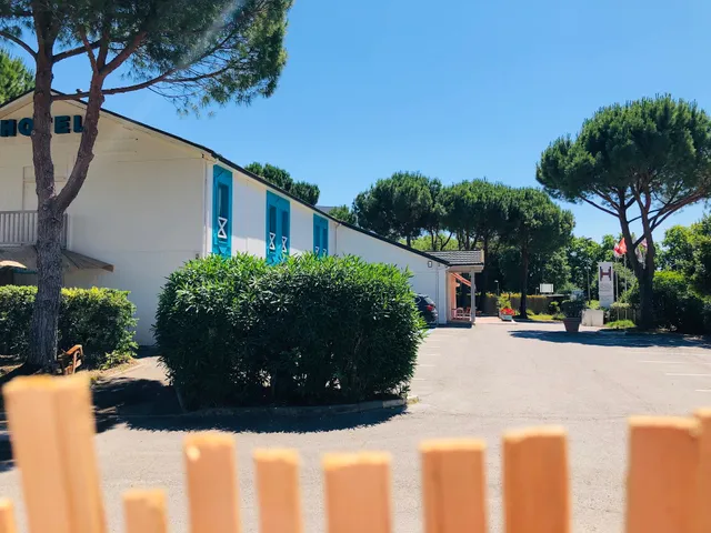 Halt Hotel 100%Independant