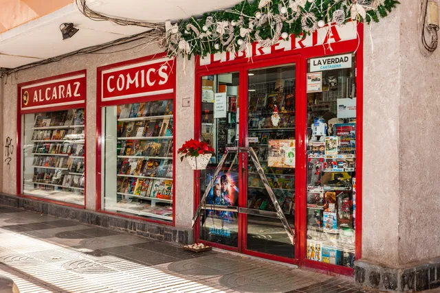 Alcaraz Comics Librería