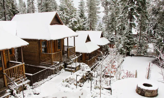 Cedar Crest Cottages