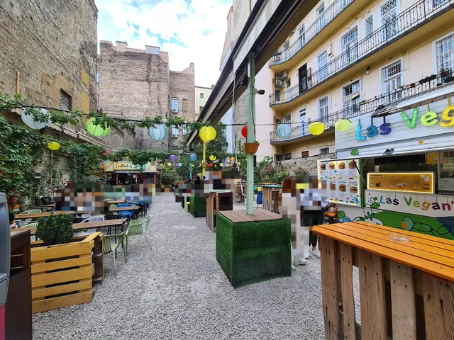 Street Food Karavan Budapest