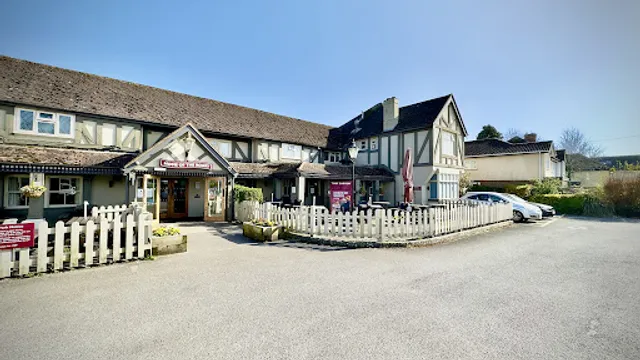 Toby Carvery Cooper Dean