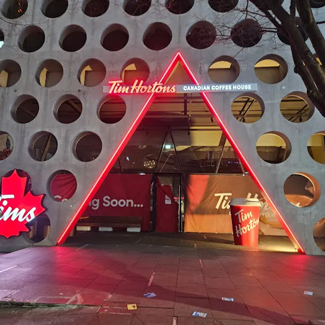 Tim Hortons Sinnonhyeon Station