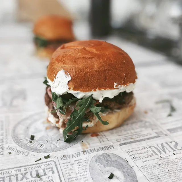 Street Corner - Food Truck Lyon