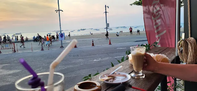 Sunset Coffee Roaster-Pattaya Beach