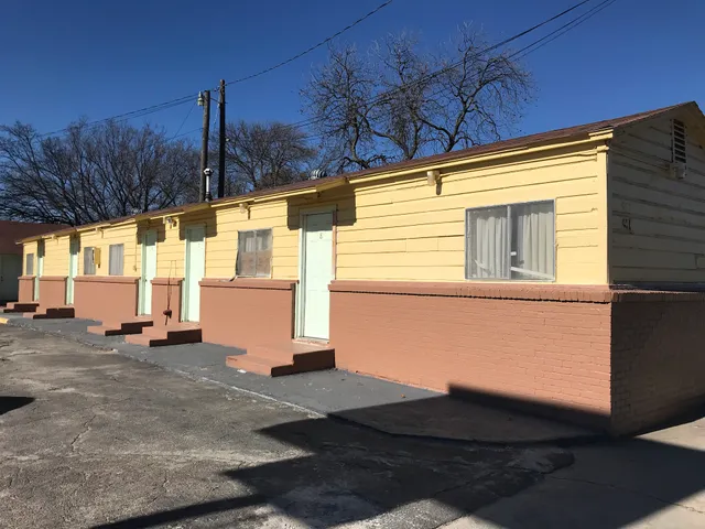 Ponds Motel - Best Weekly Rate