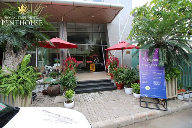 Khách Sạn Hoàng Triều